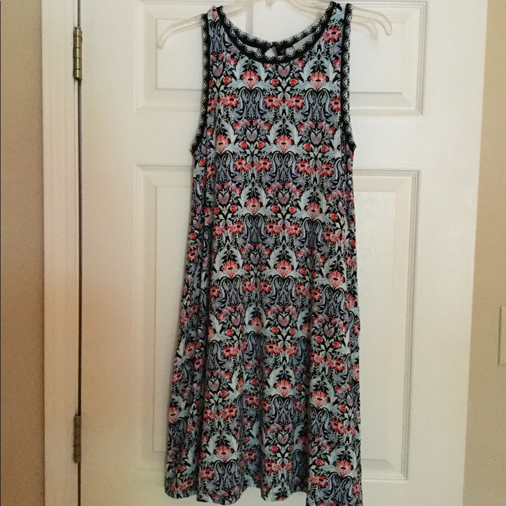 EUC Loft Pattern Swing Dress